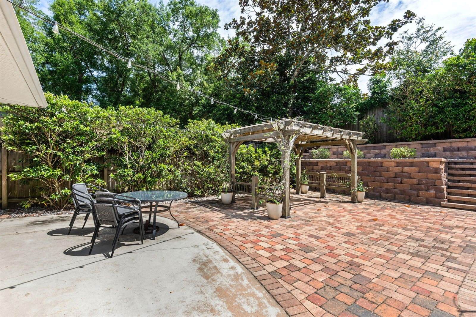 1341 North Bayshore Drive, Valparaiso, FL 32580