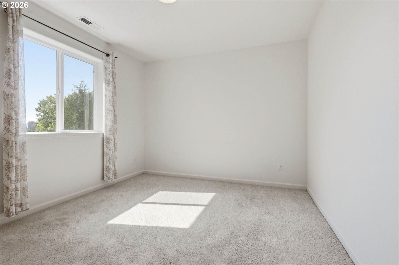 5899 SE Davis Rd, Hillsboro, OR 97123