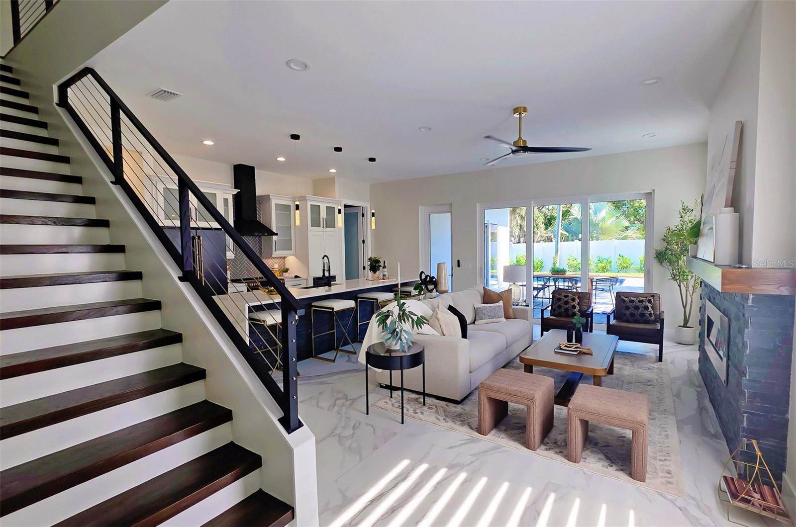 1156 Cocoanut Avenue, Sarasota, FL 34236