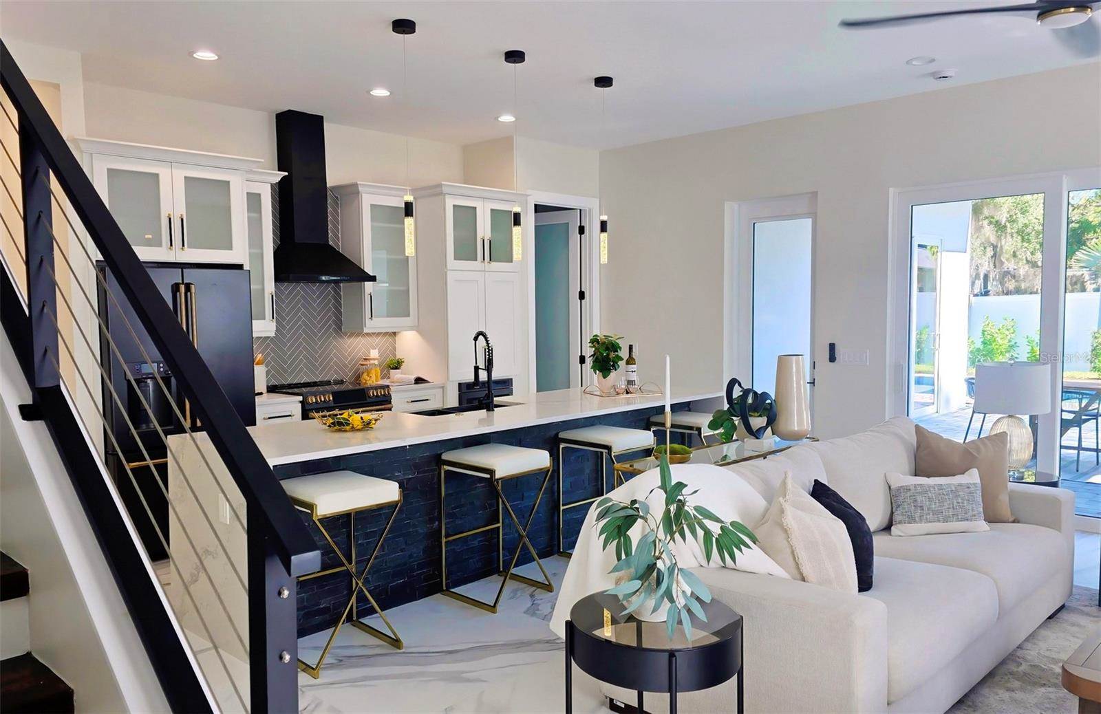 1156 Cocoanut Avenue, Sarasota, FL 34236
