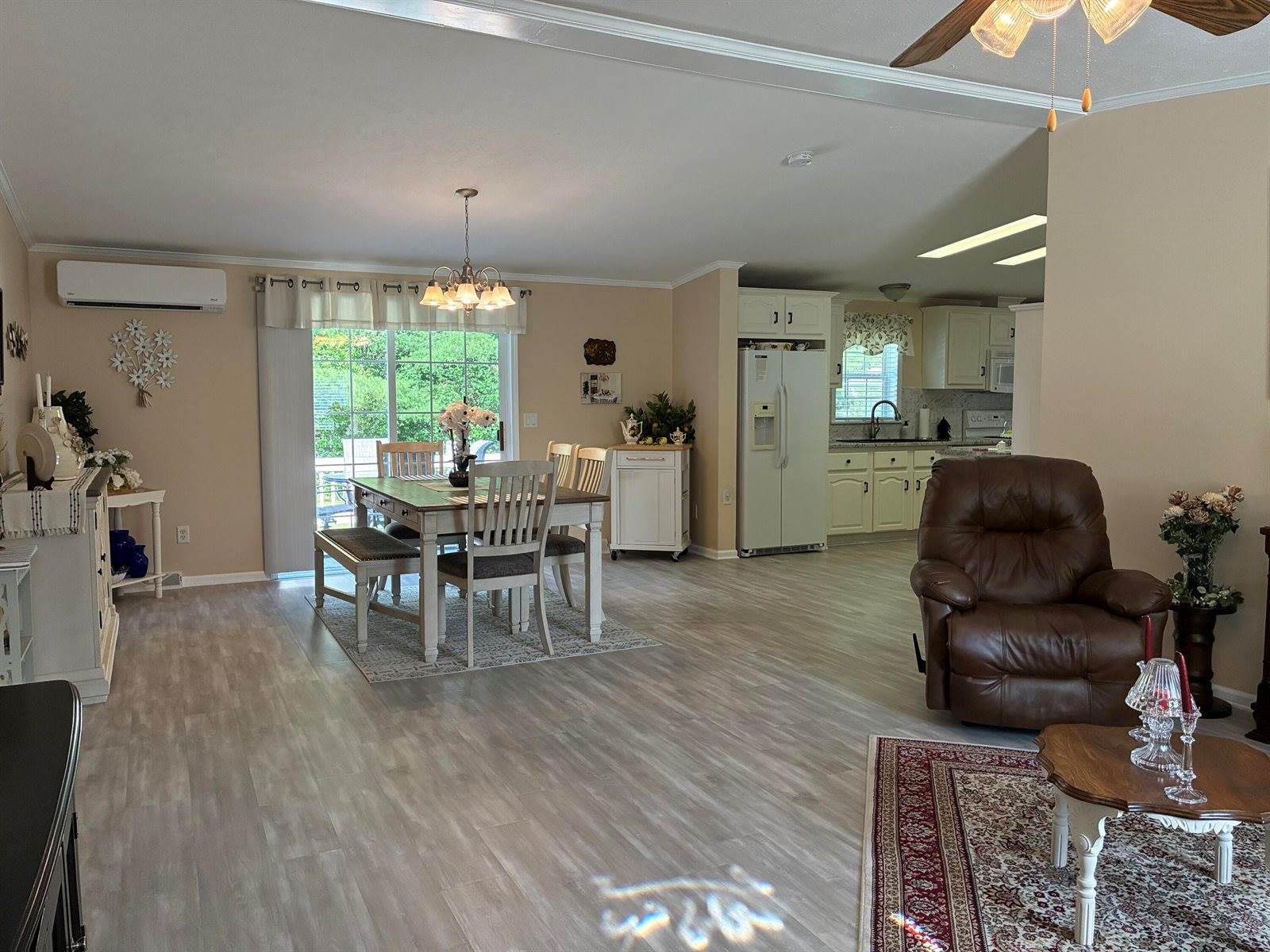 1 Karen Street, Palmyra, ME 04965