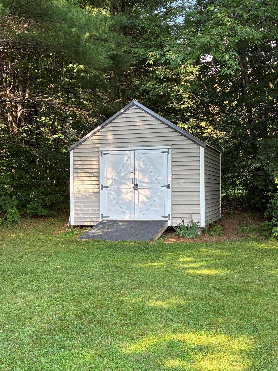 1 Karen Street, Palmyra, ME 04965