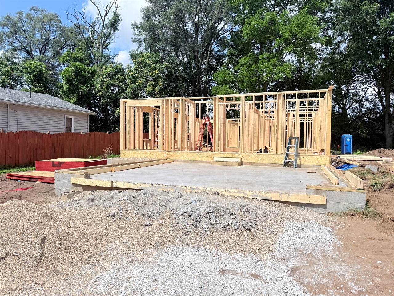 1901 S 17th St, Terre Haute, IN 47802