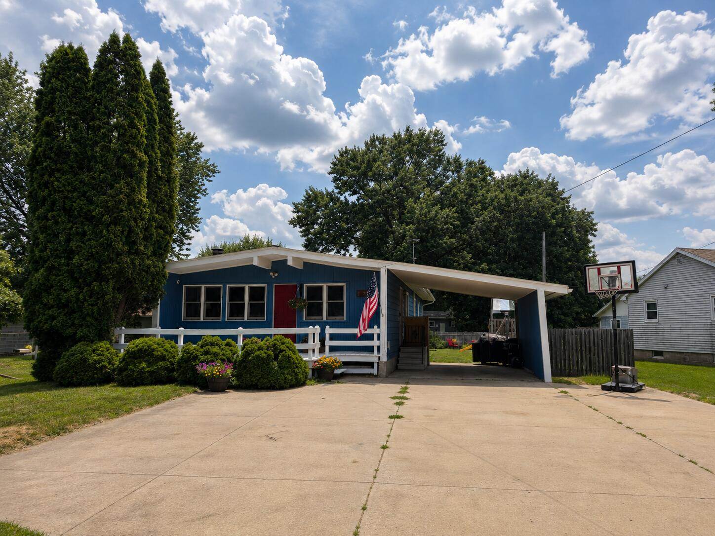 1761 Allison Park Dr, Richland Center, WI 53581
