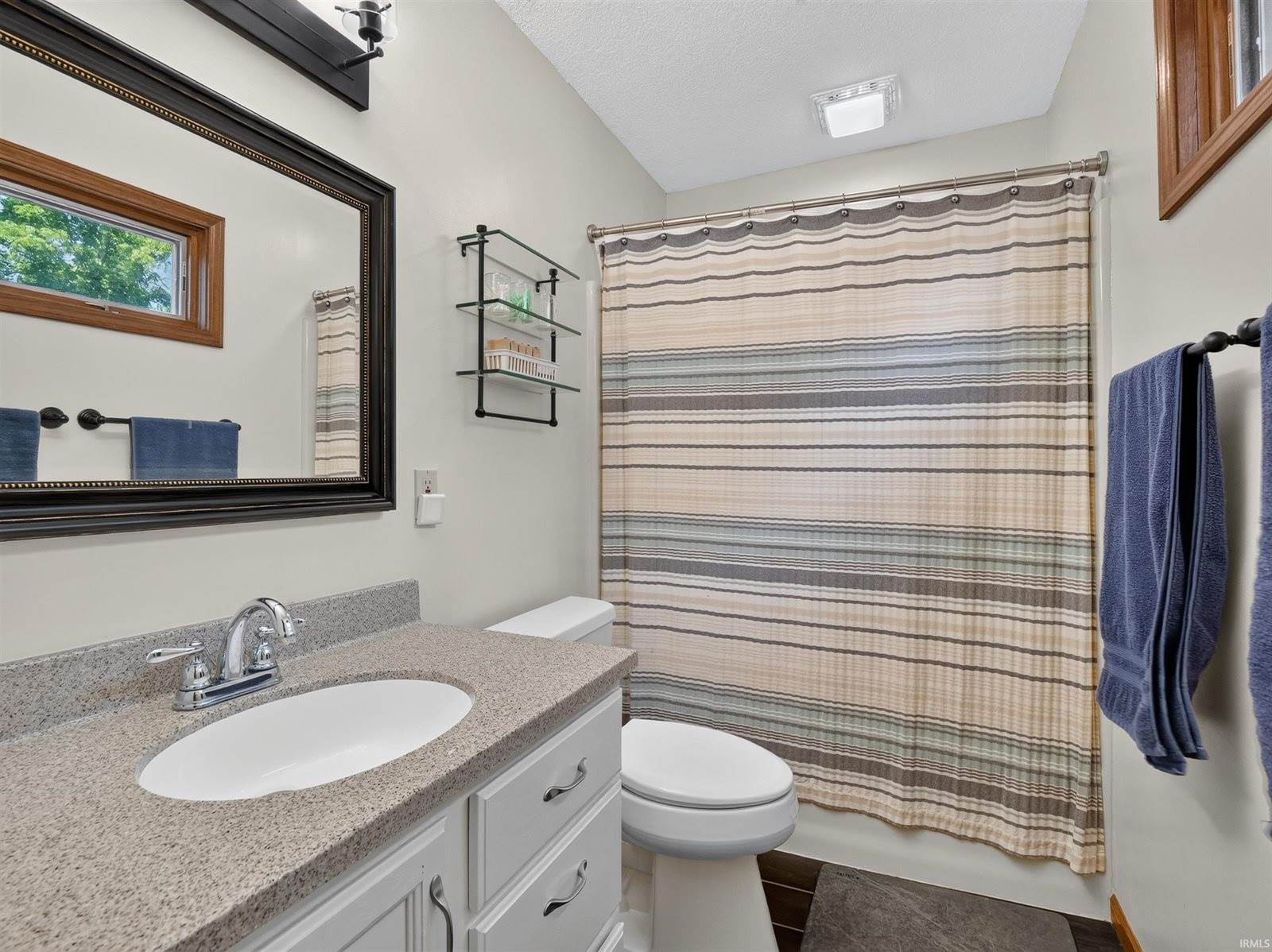 9624 Pioneer Trail, Leo, IN 46765