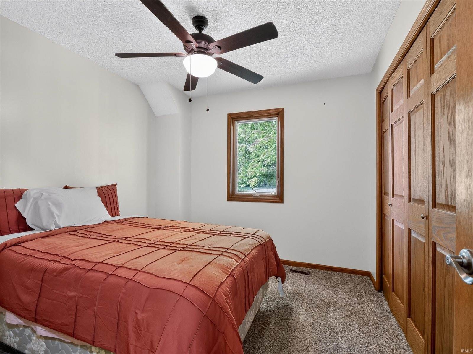 9624 Pioneer Trail, Leo, IN 46765