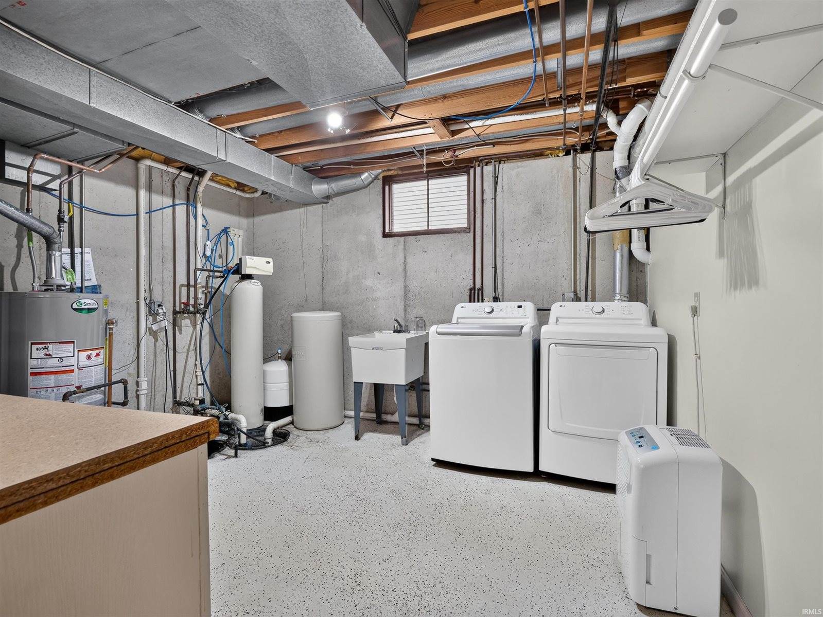 9624 Pioneer Trail, Leo, IN 46765