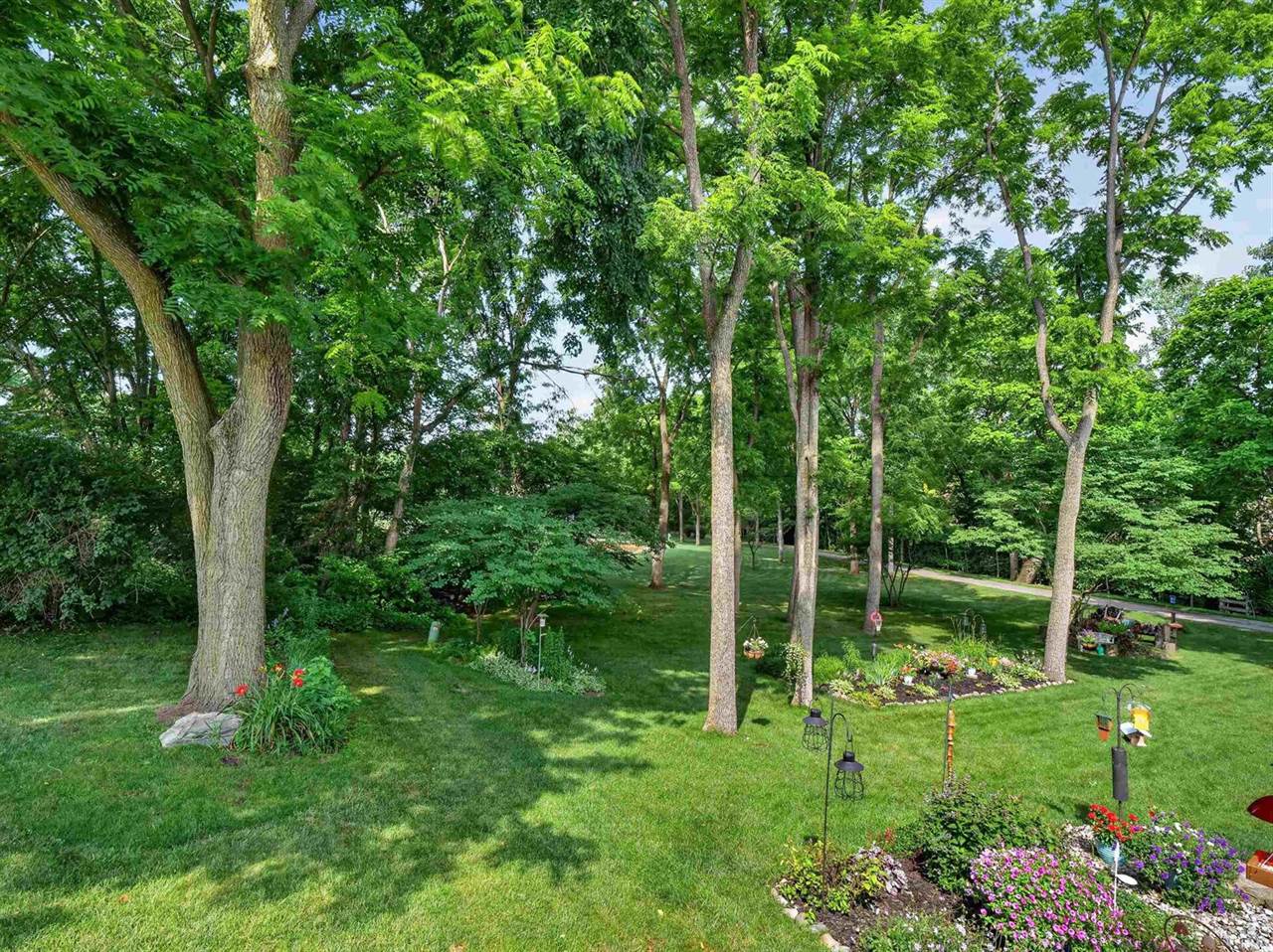 9624 Pioneer Trail, Leo, IN 46765