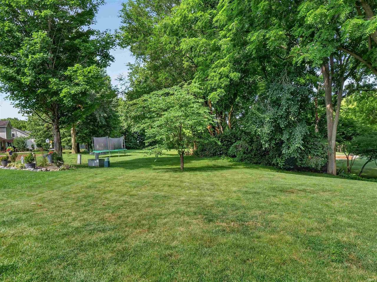 9624 Pioneer Trail, Leo, IN 46765