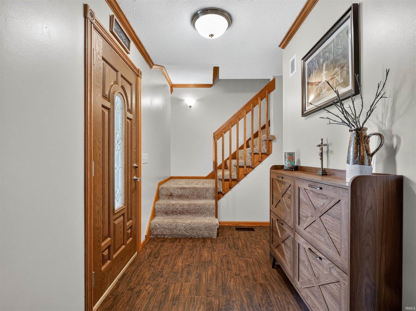 9624 Pioneer Trail, Leo, IN 46765