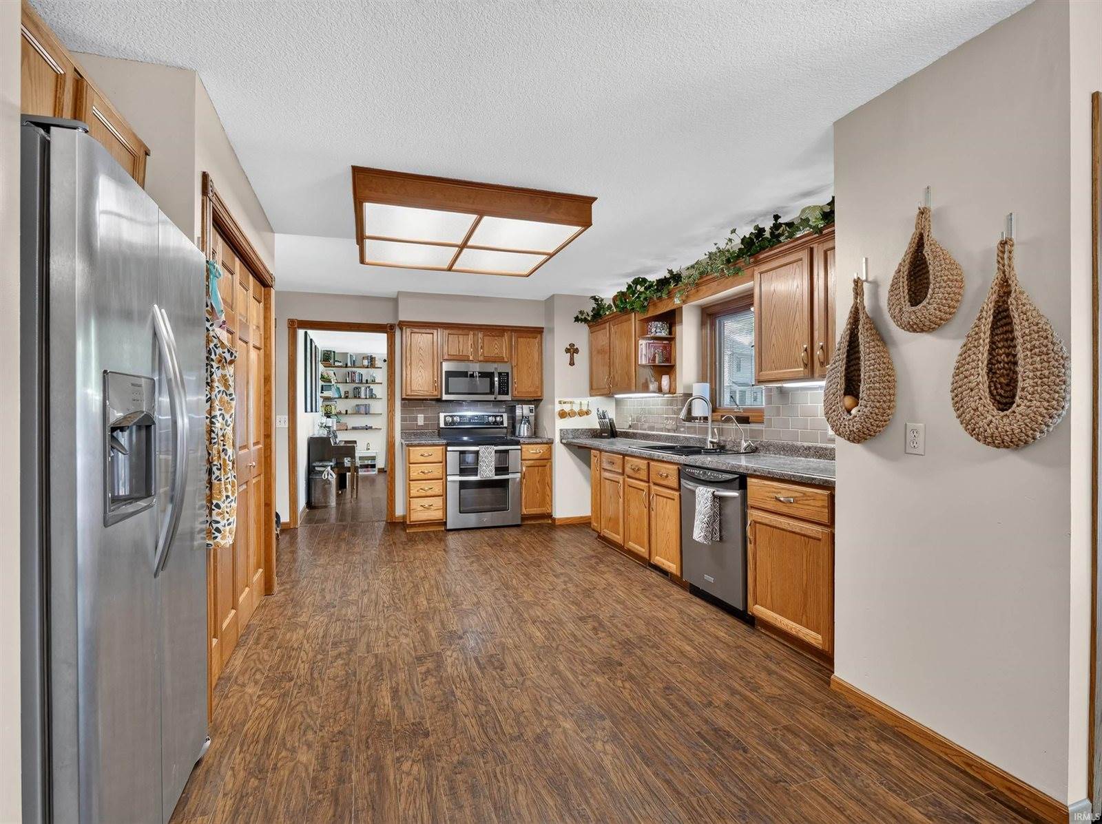 9624 Pioneer Trail, Leo, IN 46765
