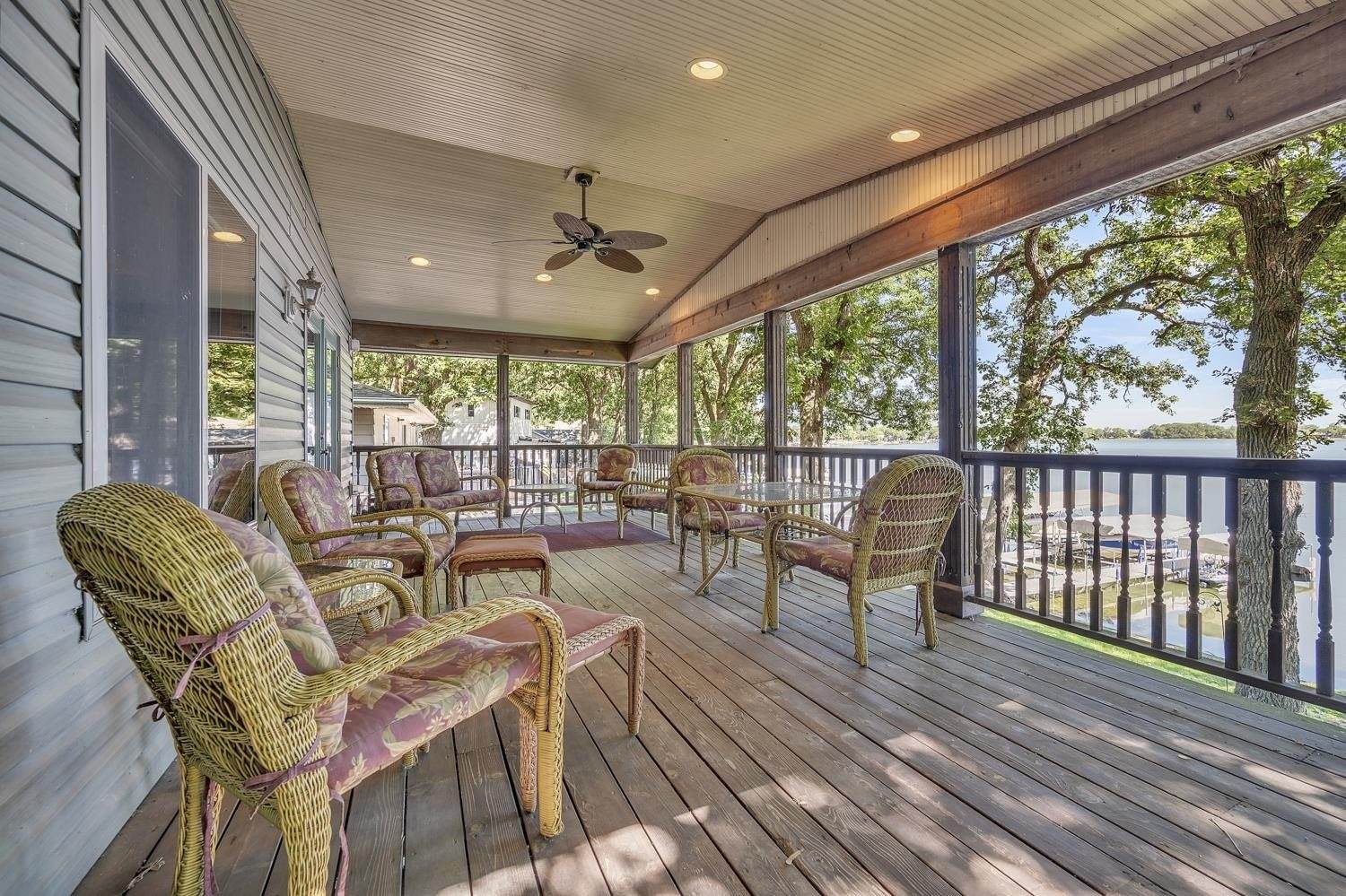 610 7Th, Spirit Lake, IA 51360