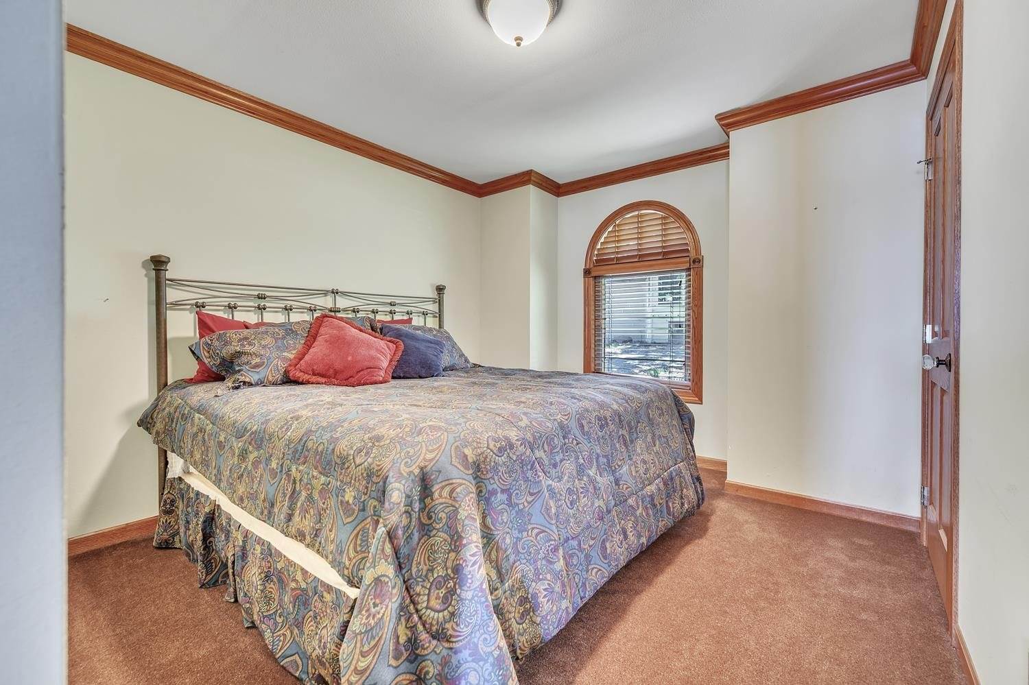 610 7Th, Spirit Lake, IA 51360
