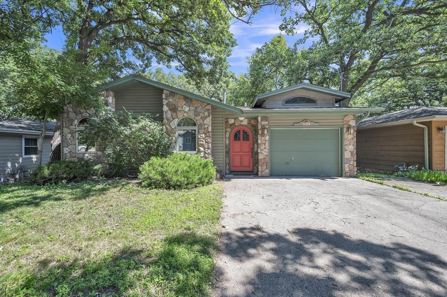 610 7Th, Spirit Lake, IA 51360