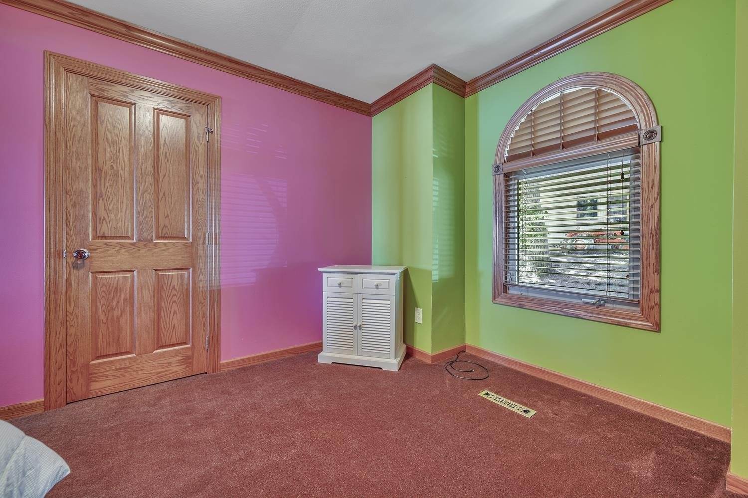 610 7Th, Spirit Lake, IA 51360