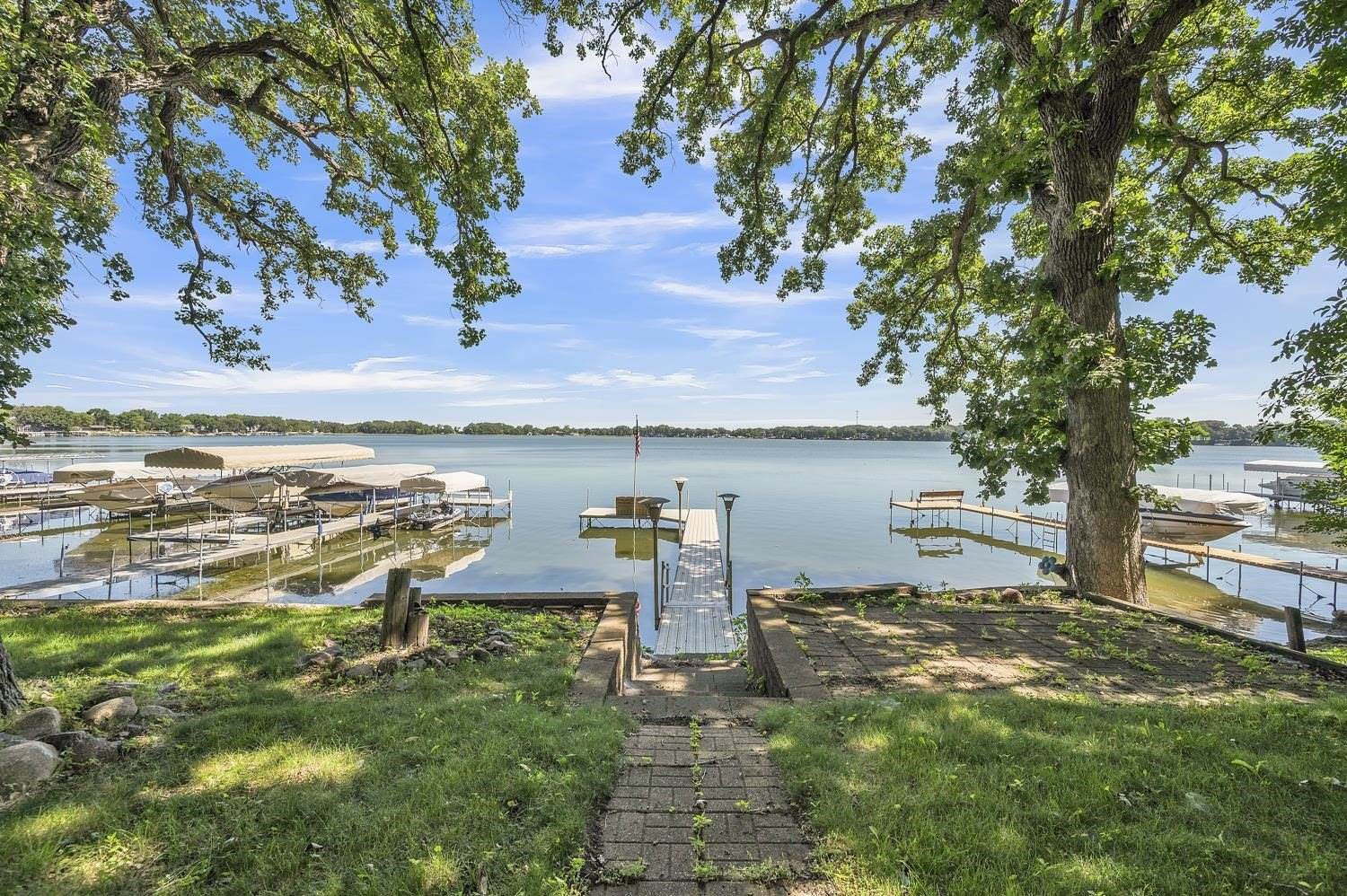 610 7Th, Spirit Lake, IA 51360