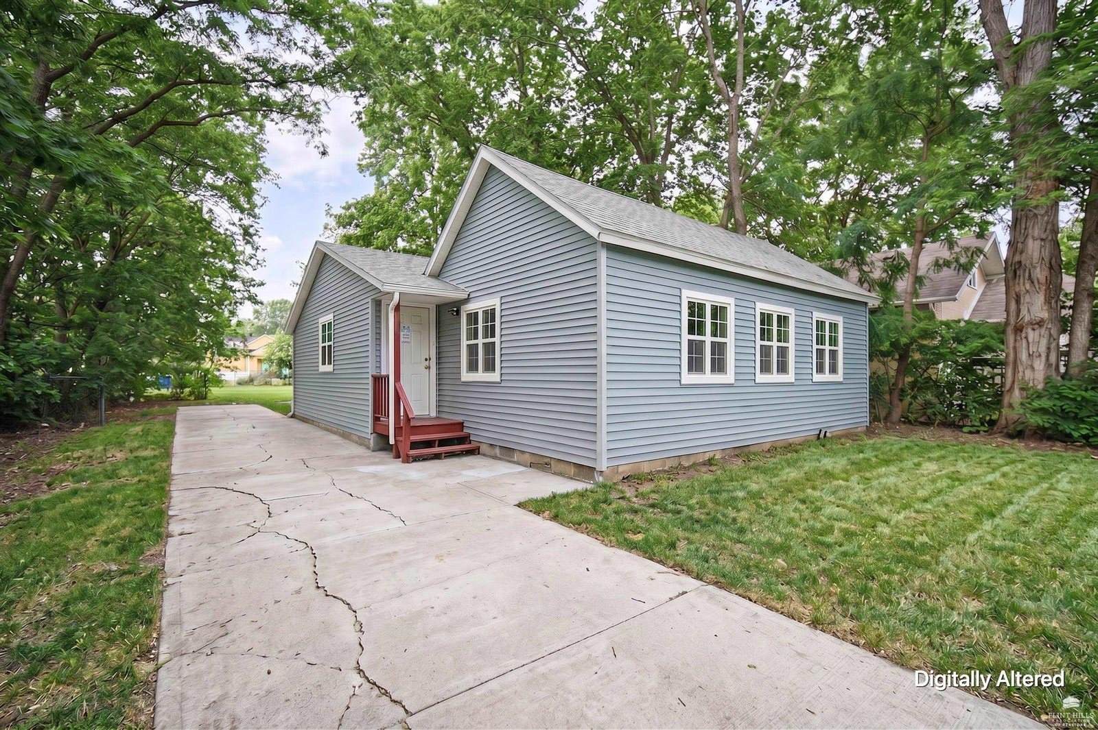 705 West 13th Street, Junction City, KS 66441