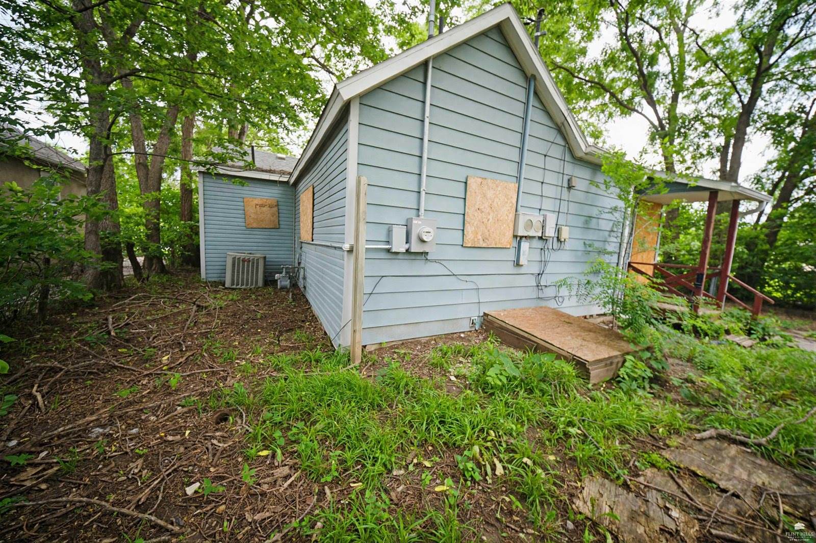 705 West 13th Street, Junction City, KS 66441
