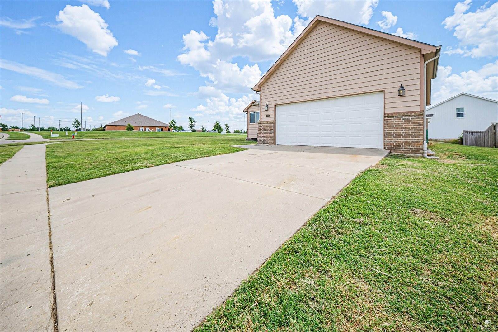 1901 Southwind Court, Junction City, KS 66441