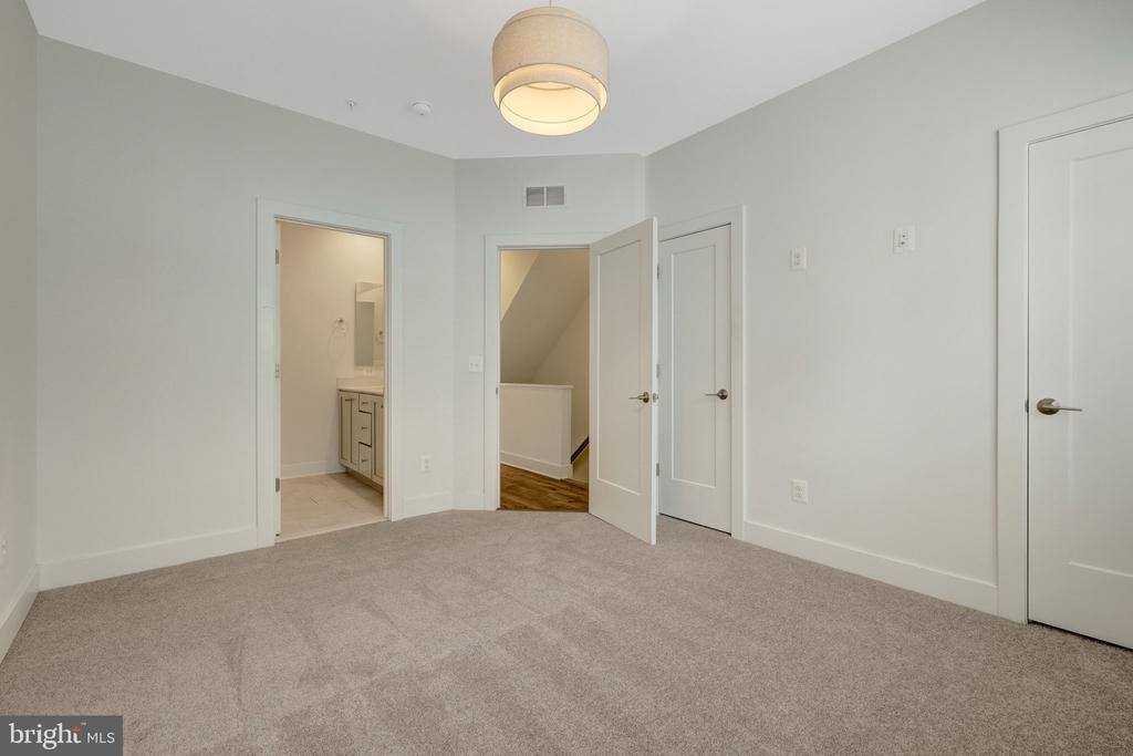 11247 Beaker Street, Reston, VA 20190