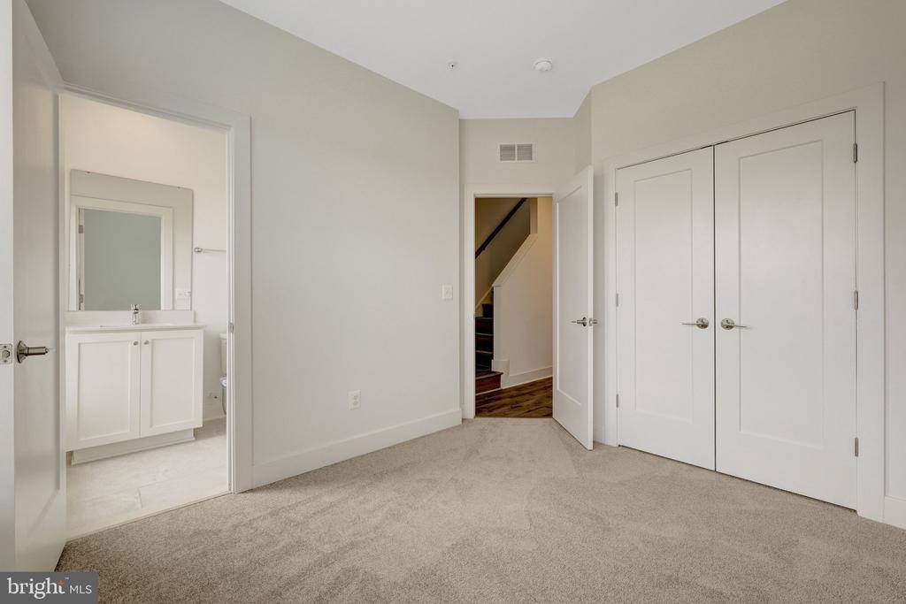 11247 Beaker Street, Reston, VA 20190
