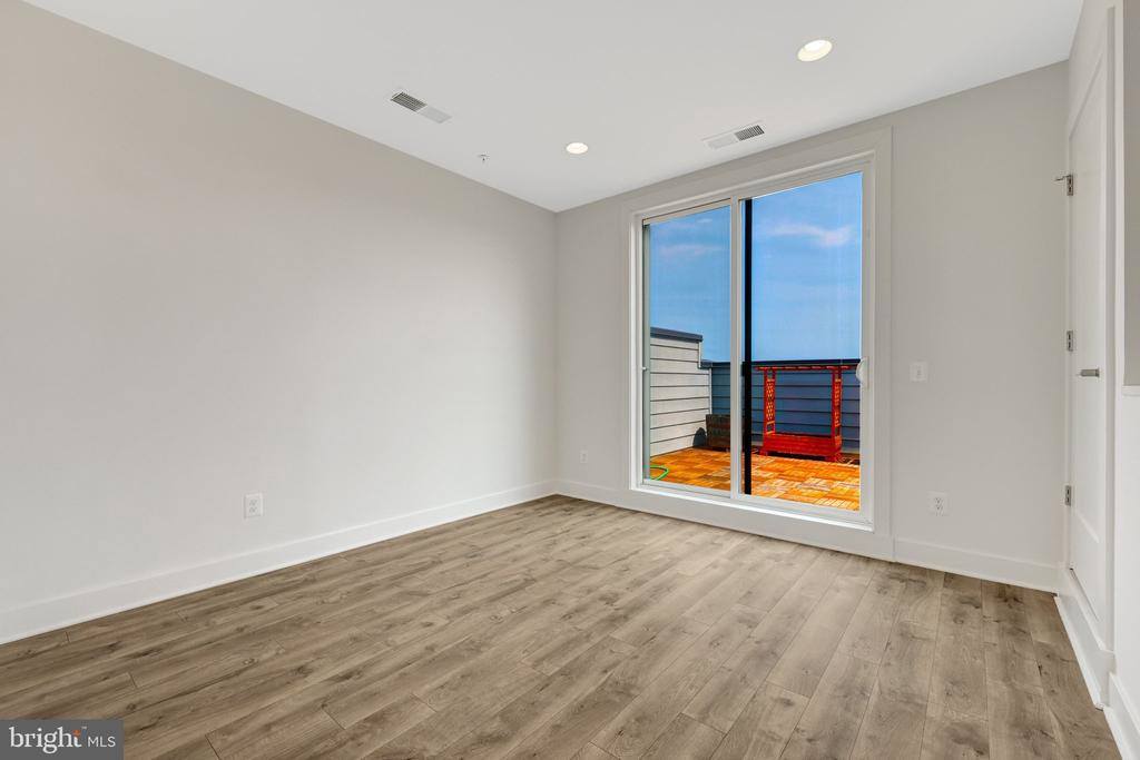 11247 Beaker Street, Reston, VA 20190