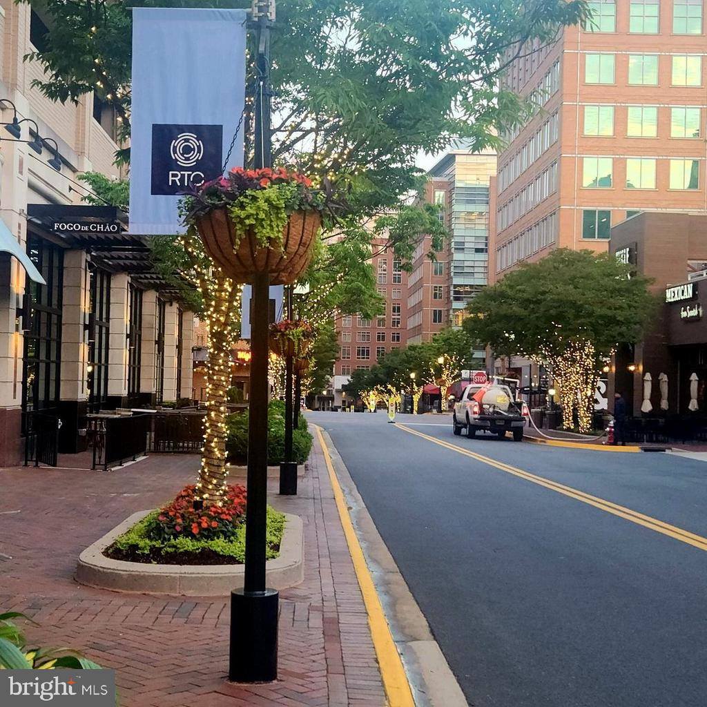 11247 Beaker Street, Reston, VA 20190