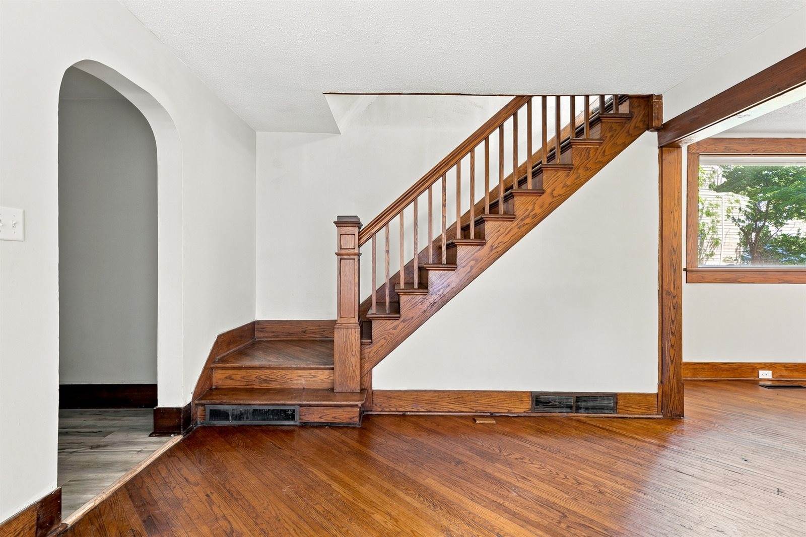 810 West 14th Street, Davenport, IA 52804