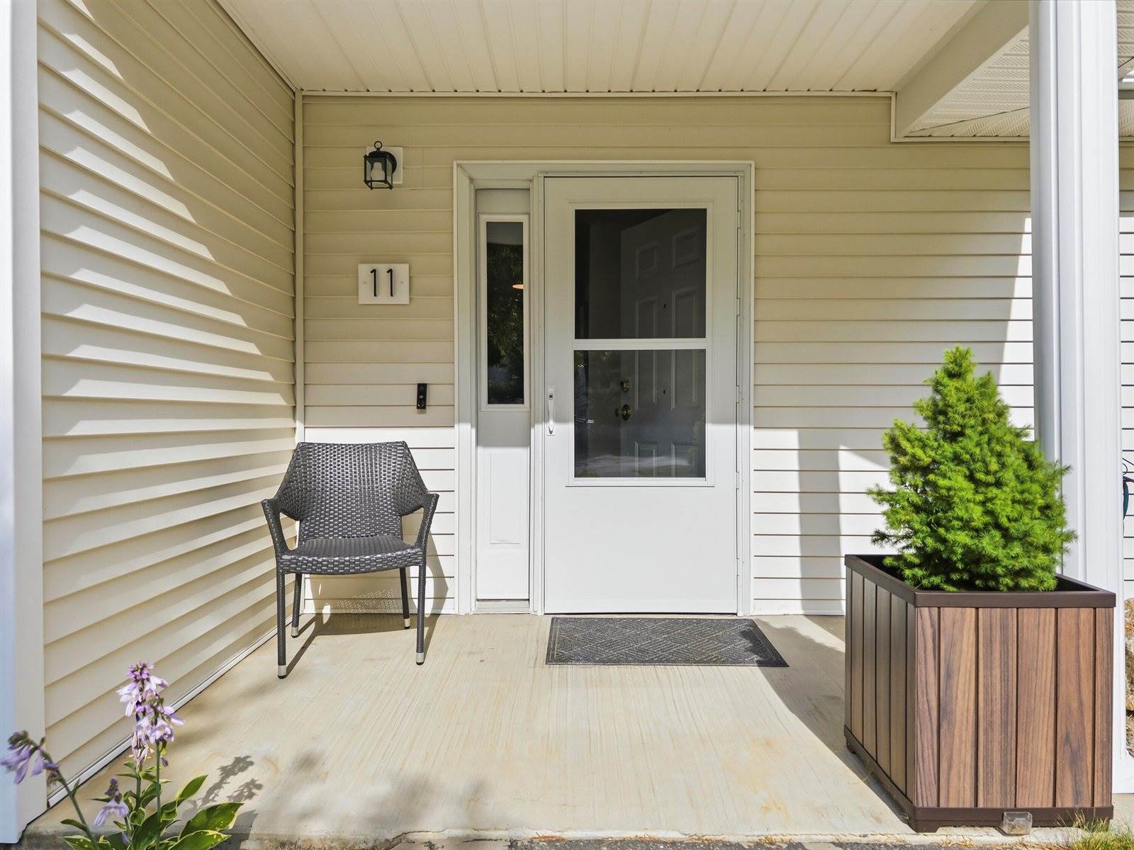 11 Chipmunk Court, Brunswick, ME 04011