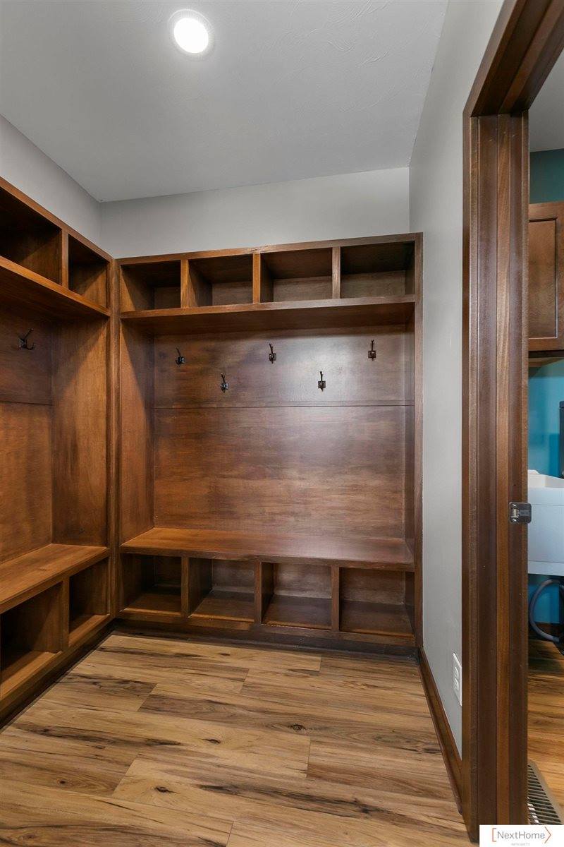 3122 South Creek Road, Lincoln, NE 68516