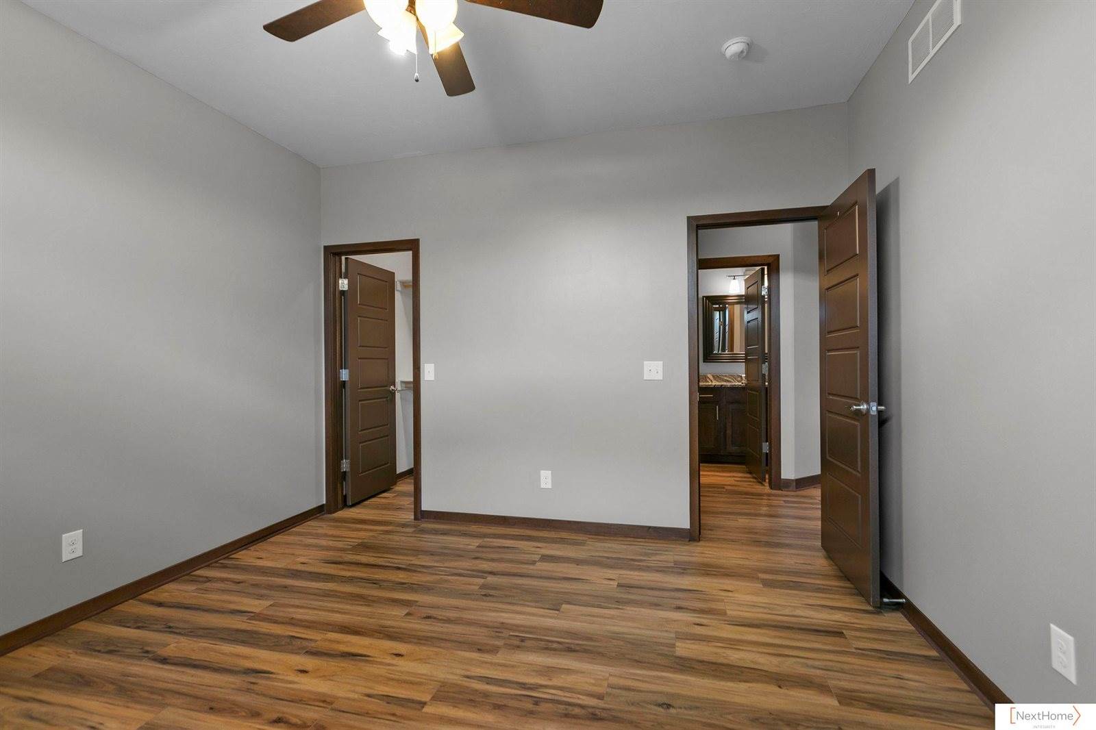 3122 South Creek Road, Lincoln, NE 68516