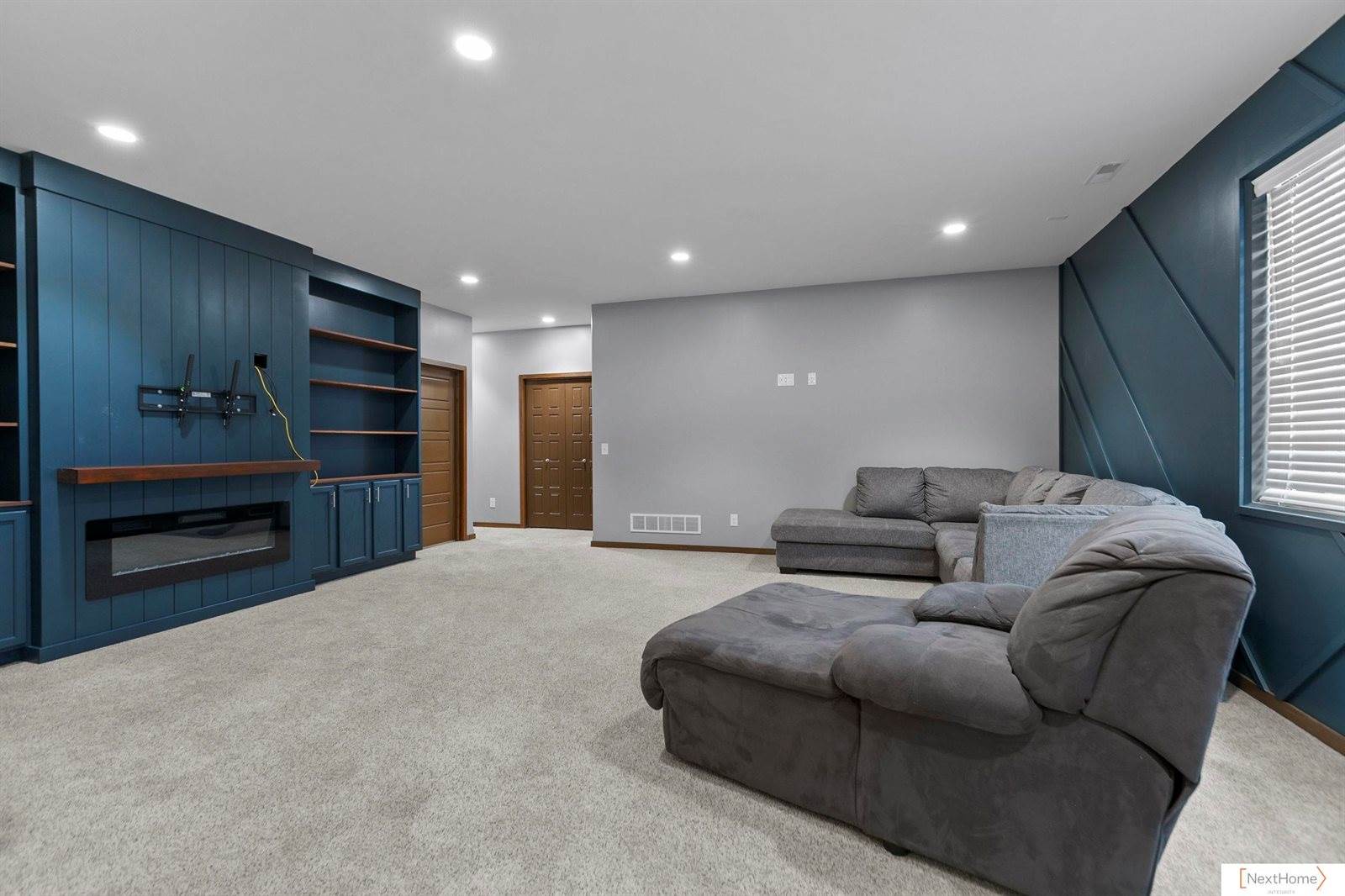 3122 South Creek Road, Lincoln, NE 68516