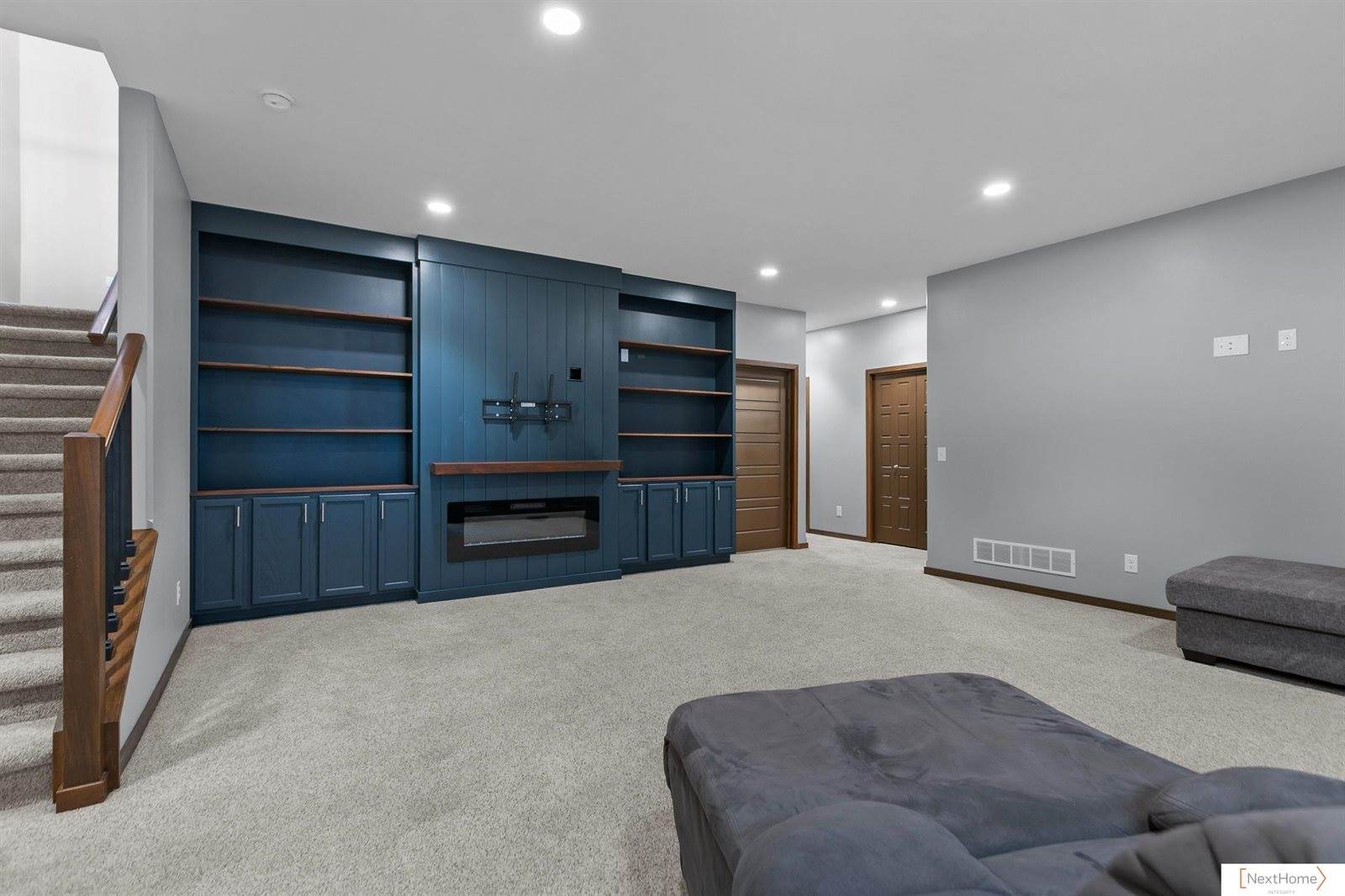 3122 South Creek Road, Lincoln, NE 68516