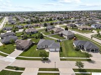 3122 South Creek Road, Lincoln, NE 68516