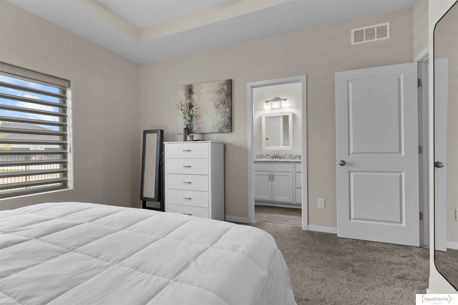 2848 Sheila Lane, Lincoln, NE 68516