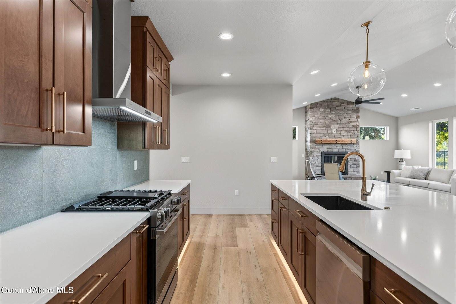 343 Dakota, Hayden, ID 83835