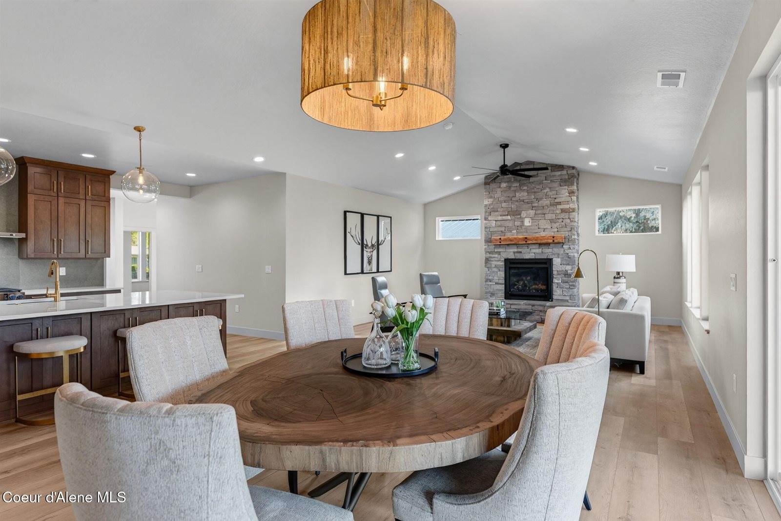 343 Dakota, Hayden, ID 83835