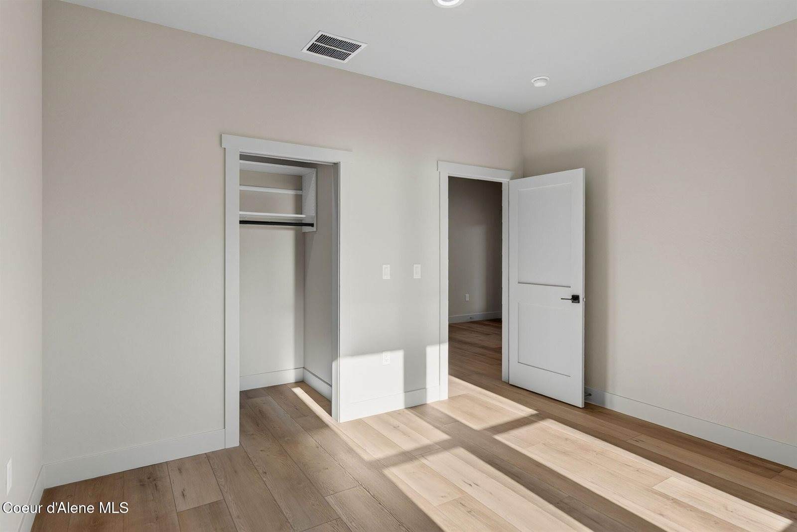 343 Dakota, Hayden, ID 83835