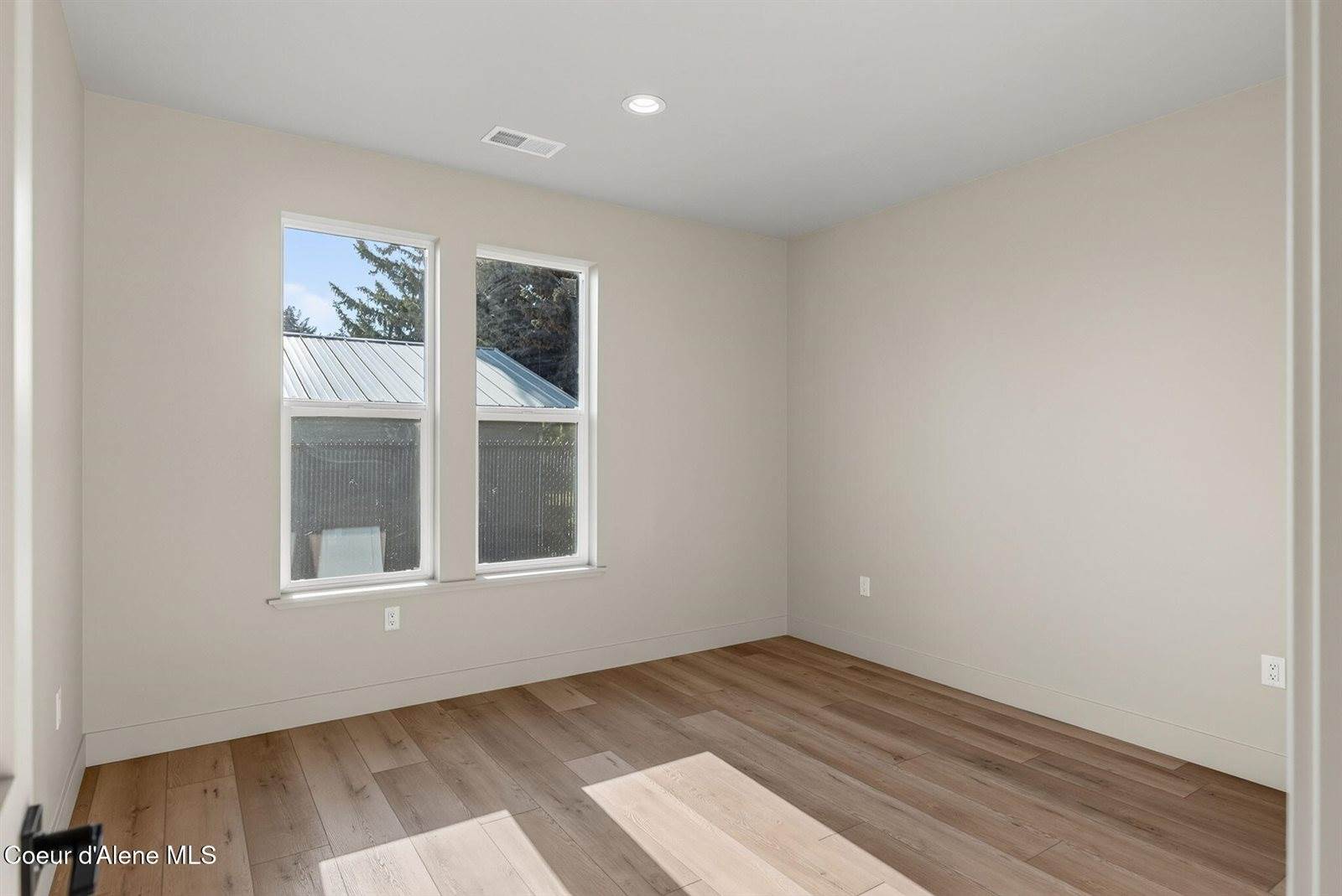 343 Dakota, Hayden, ID 83835