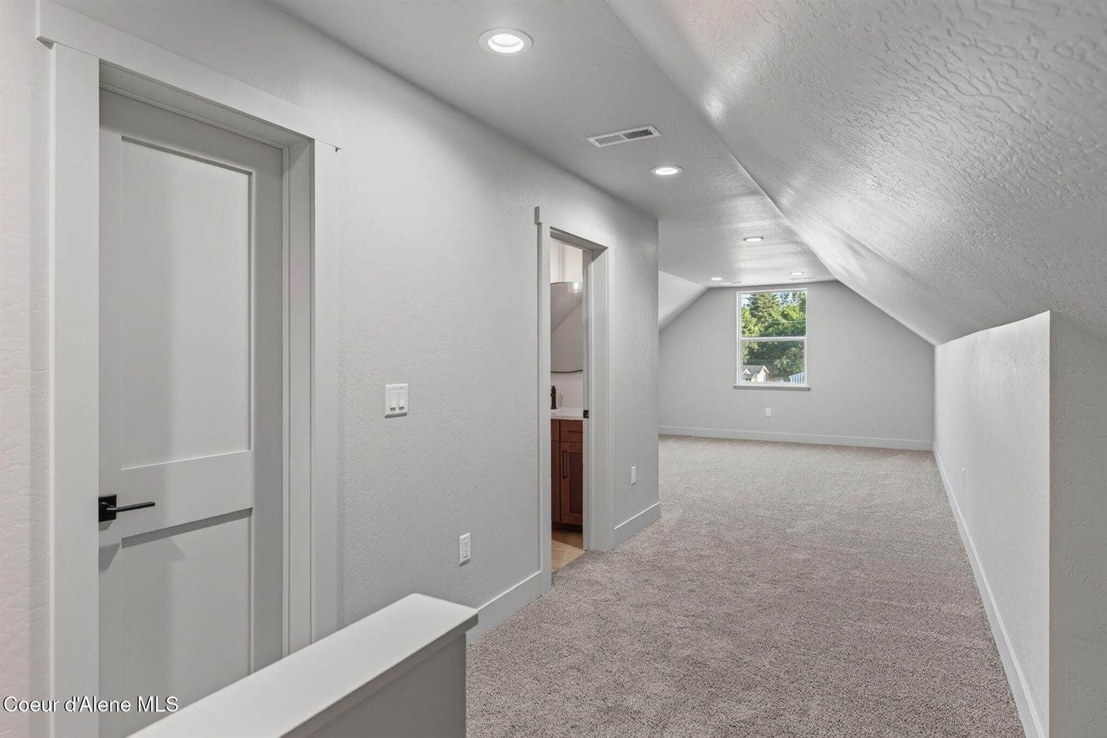343 Dakota, Hayden, ID 83835