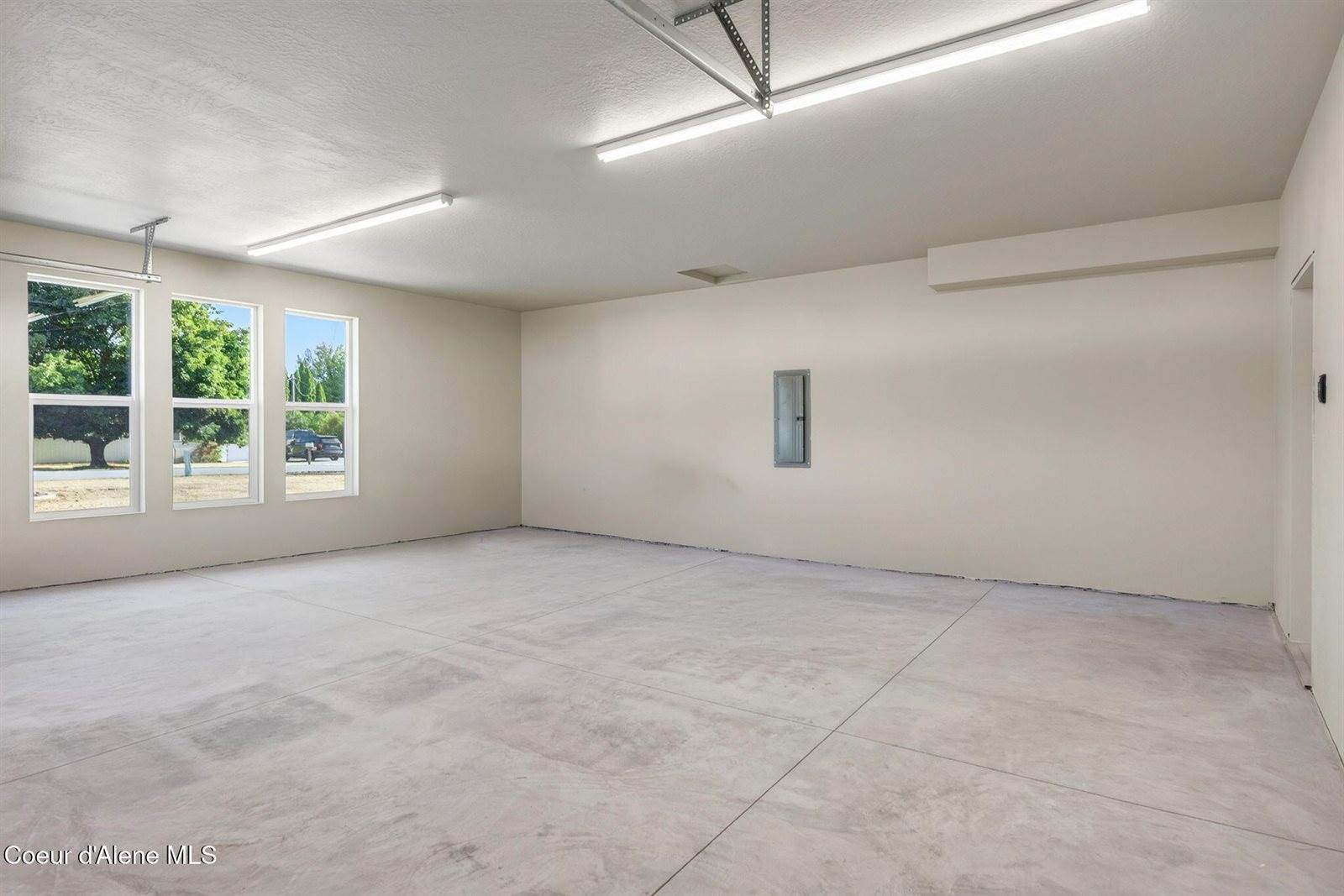 343 Dakota, Hayden, ID 83835