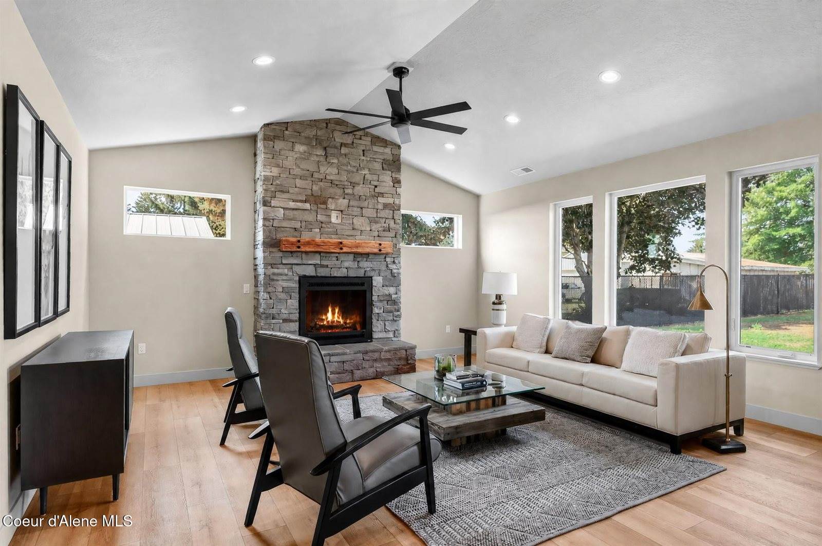 343 Dakota, Hayden, ID 83835