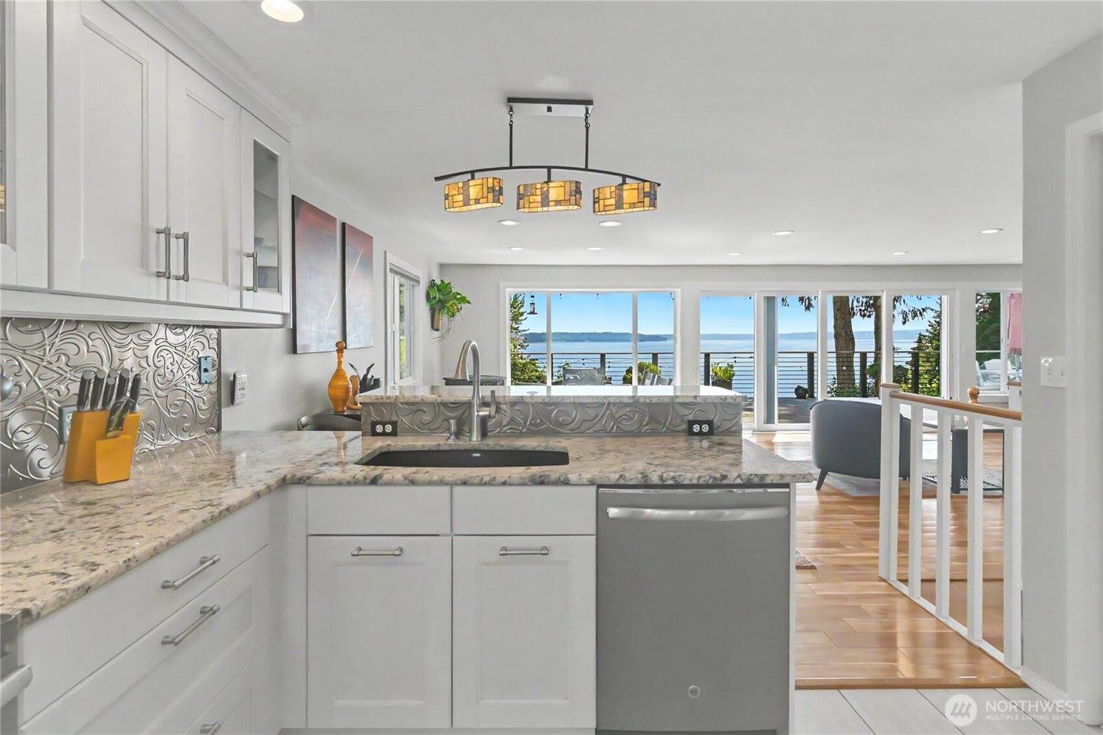 7324 Puget Beach Road NE, Olympia, WA 98516