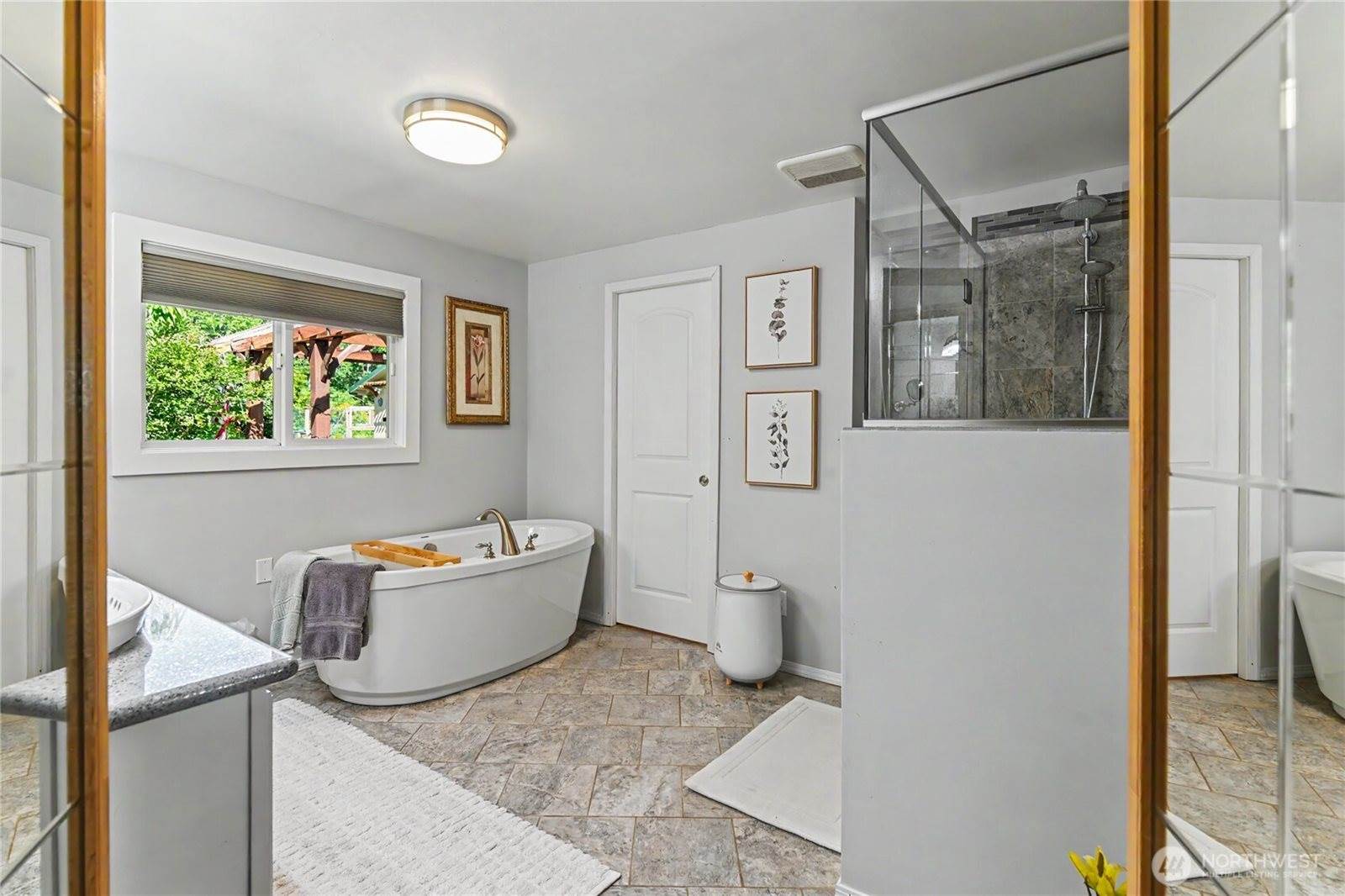 7324 Puget Beach Road NE, Olympia, WA 98516