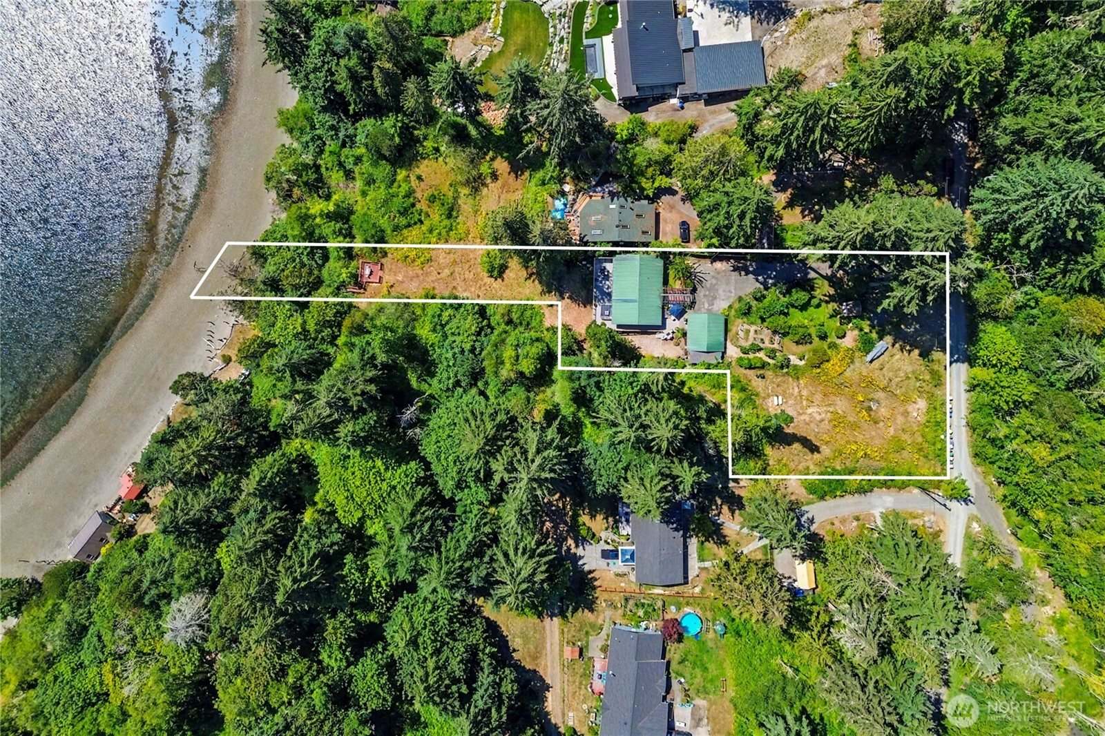 7324 Puget Beach Road NE, Olympia, WA 98516