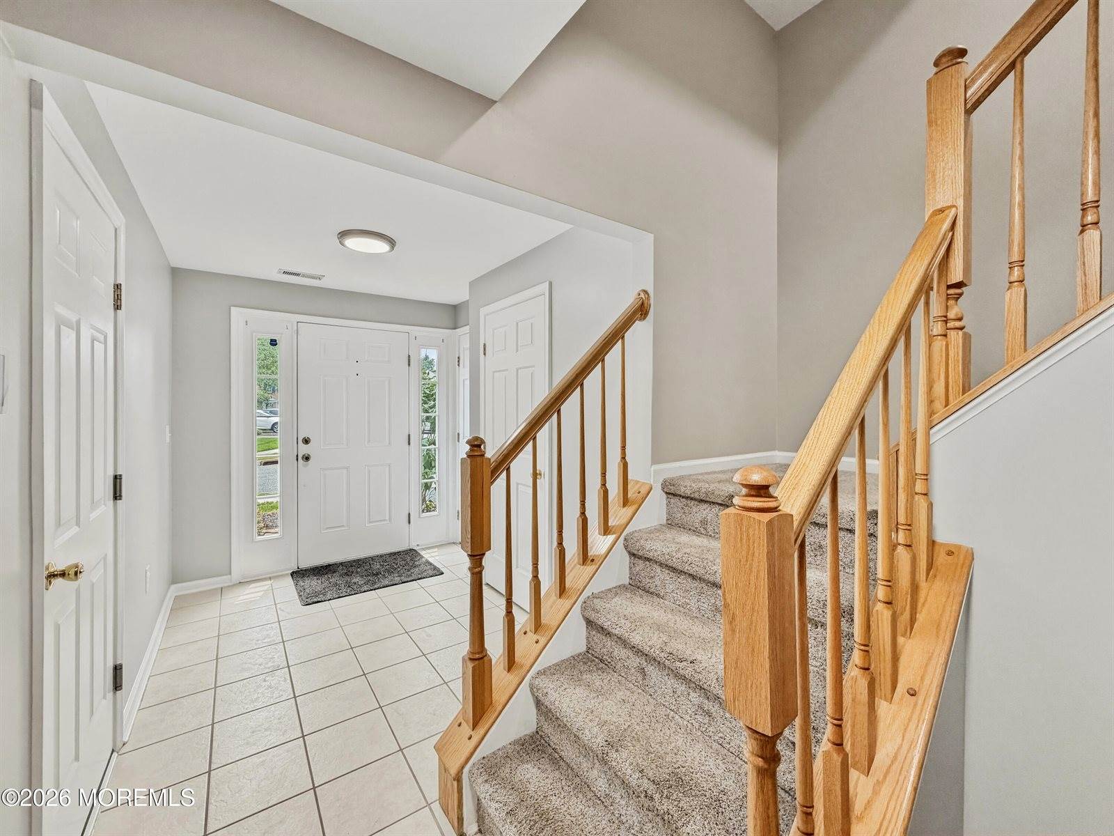 49 Abby Road, Farmingdale, NJ 07727