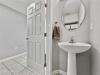 49 Abby Road, Farmingdale, NJ 07727