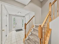 49 Abby Road, Farmingdale, NJ 07727