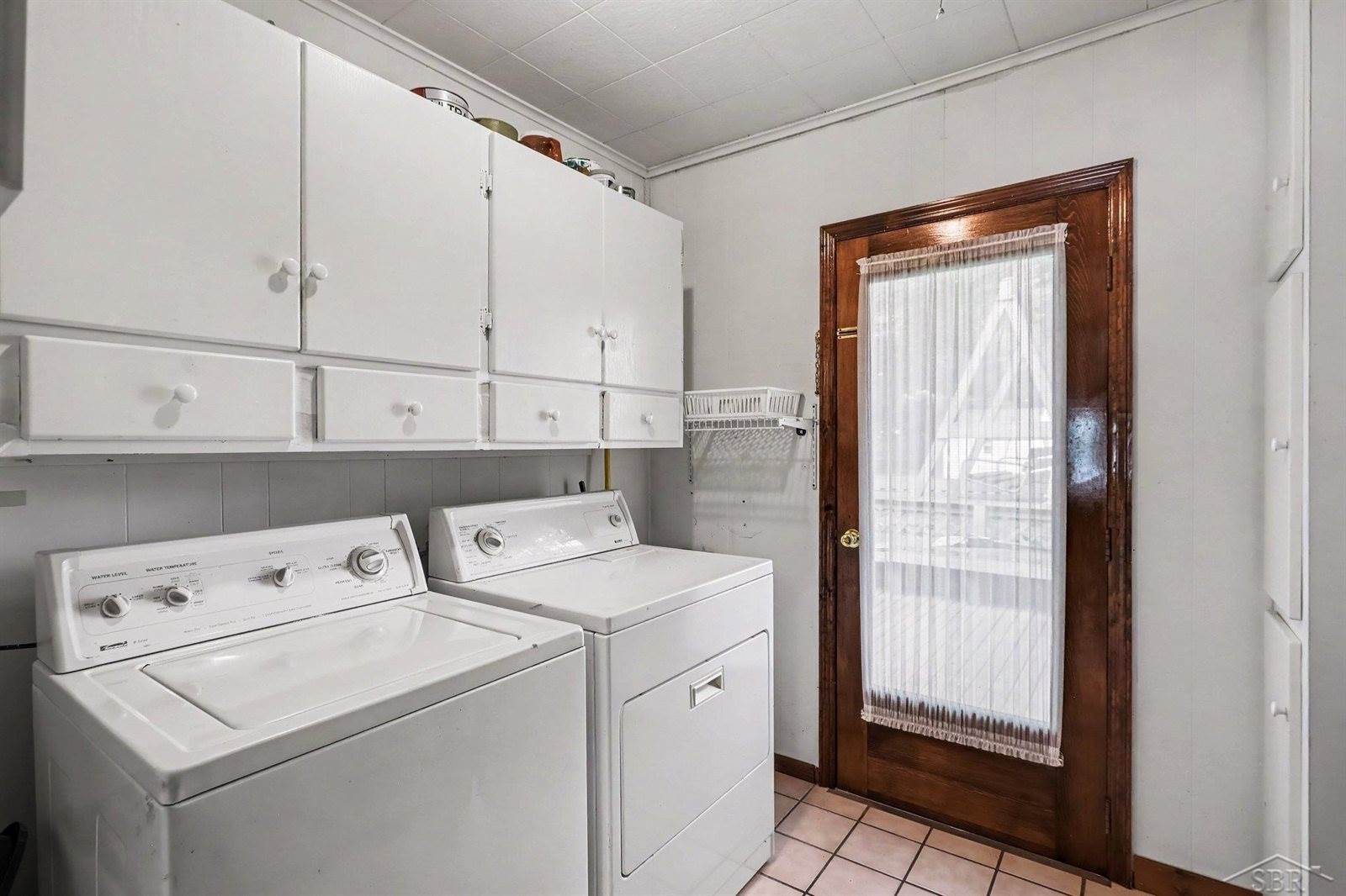 5111 Weiss Street, Saginaw, MI 48603