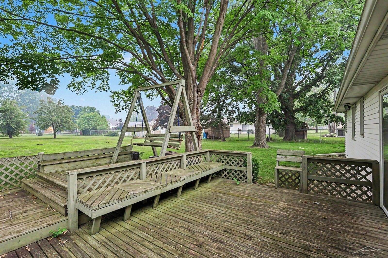 5111 Weiss Street, Saginaw, MI 48603